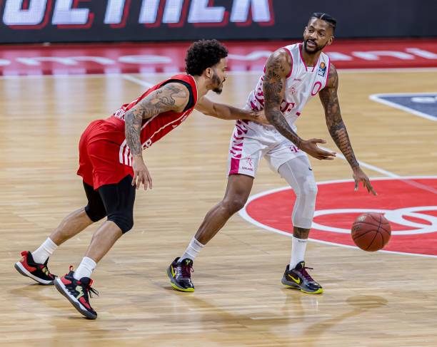 特林康在足 特林康在足